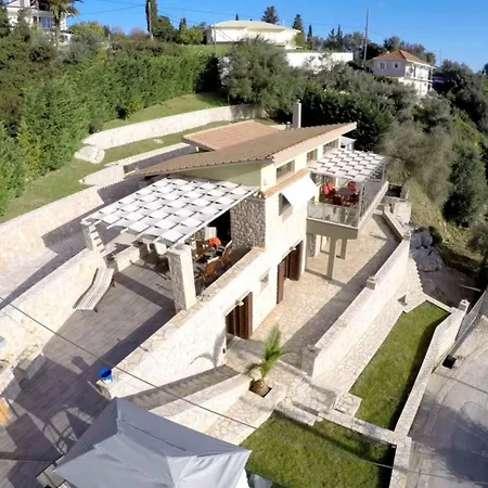 Greece Holidays ניקיאנה