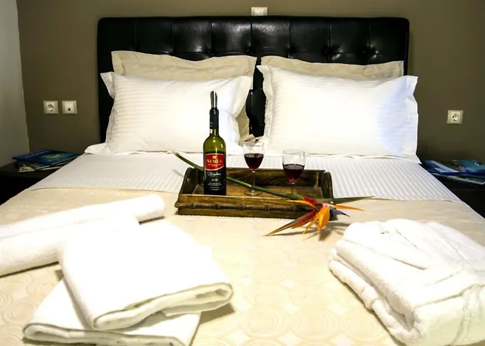 Greece Holidays * نِكيانا