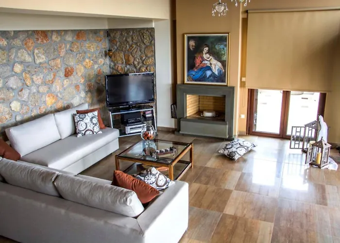 Greece Holidays شقة *