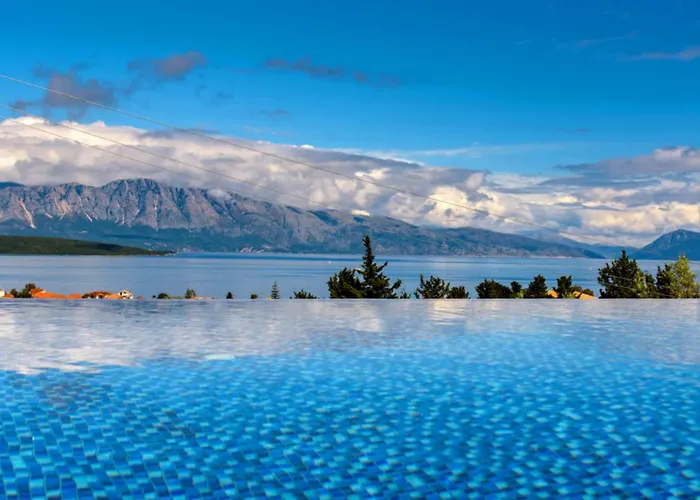 Greece Holidays شقة *